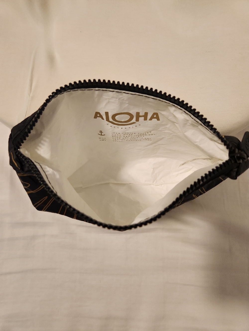 ALOHA Collection Small Pouch in Lanai Gold on Black - Picture 7 of 8
